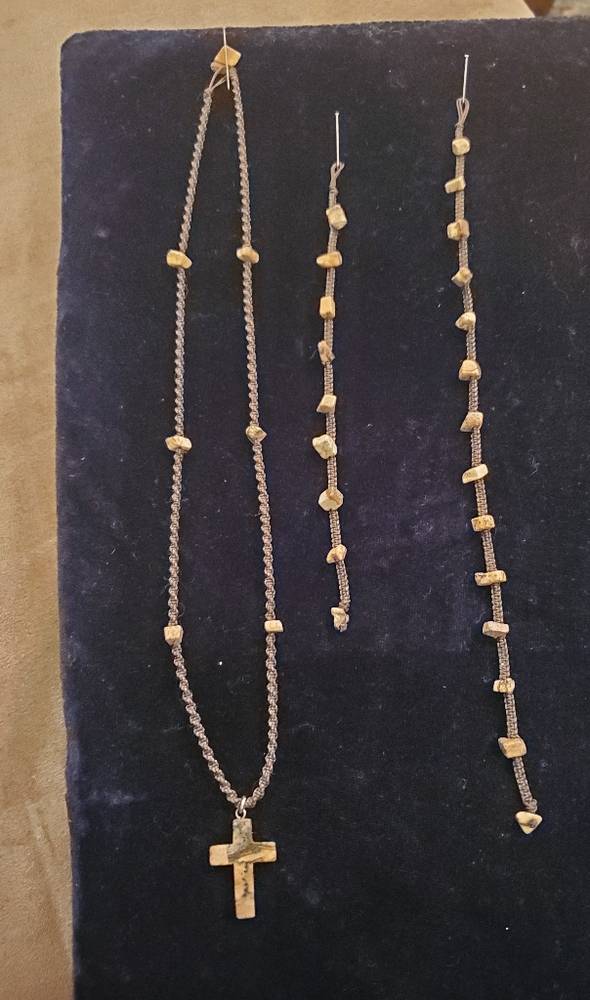 Handmade macrame jewelry set